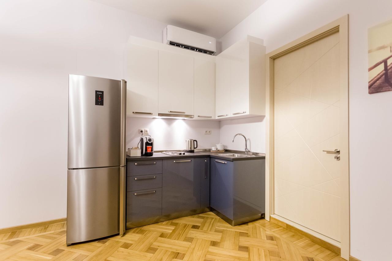Luxury 3 Bedroom Apartment By Freedom Square City Center Tbilisi Exterior photo